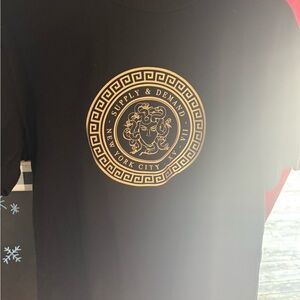 Gold and Black Short Sleeve Tee for Stylish Comfort